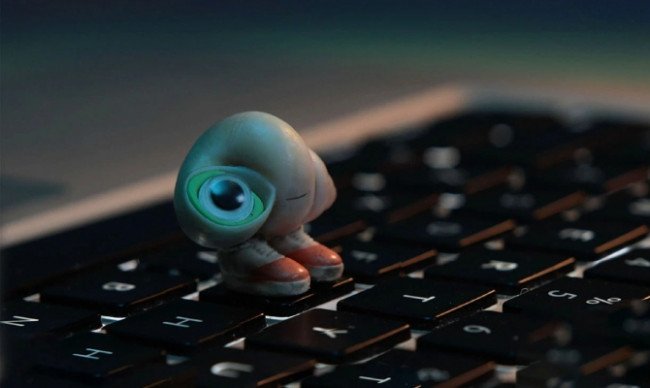 Marcel the Shell With Shoes On