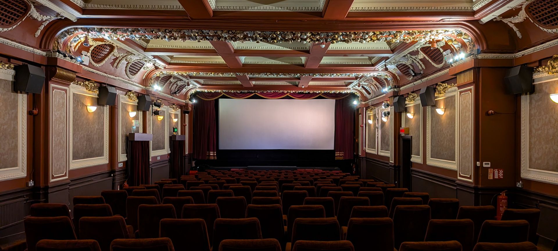 Welcome to  The Gate, Notting Hill