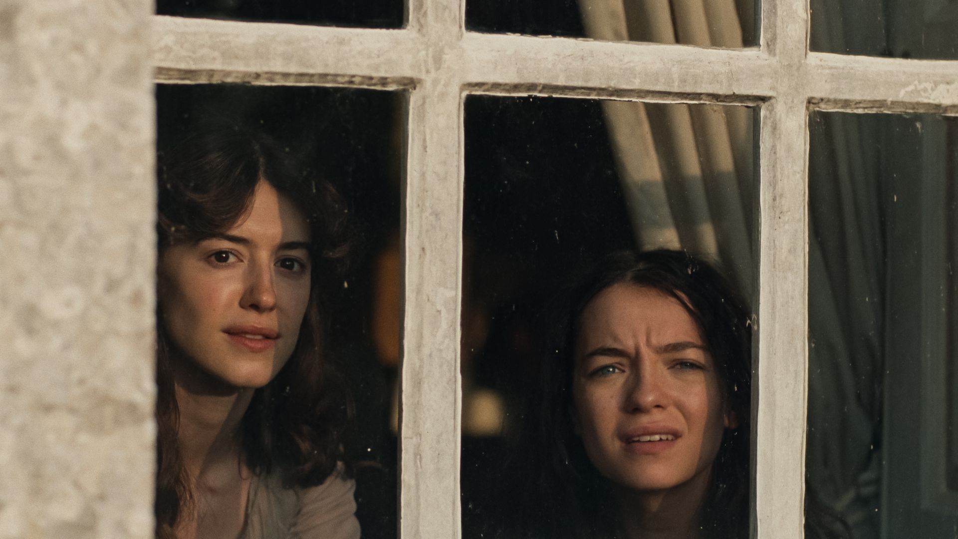Showtimes, book tickets, watch trailer