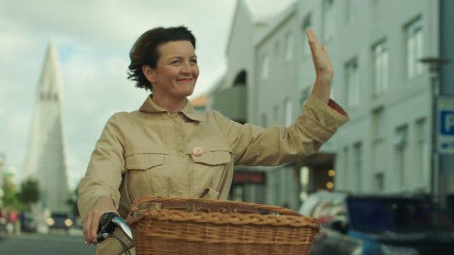Woman At War Woman At War